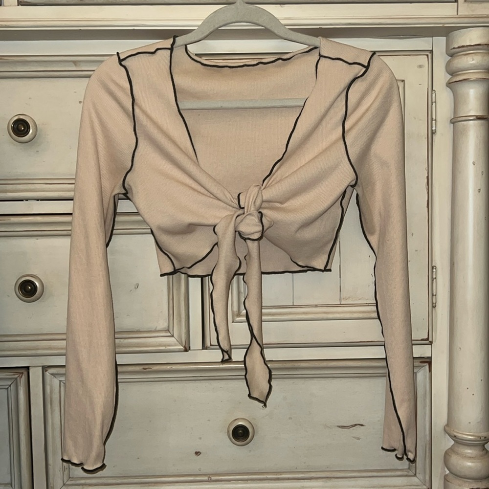 self-tie cropped top with black trim
